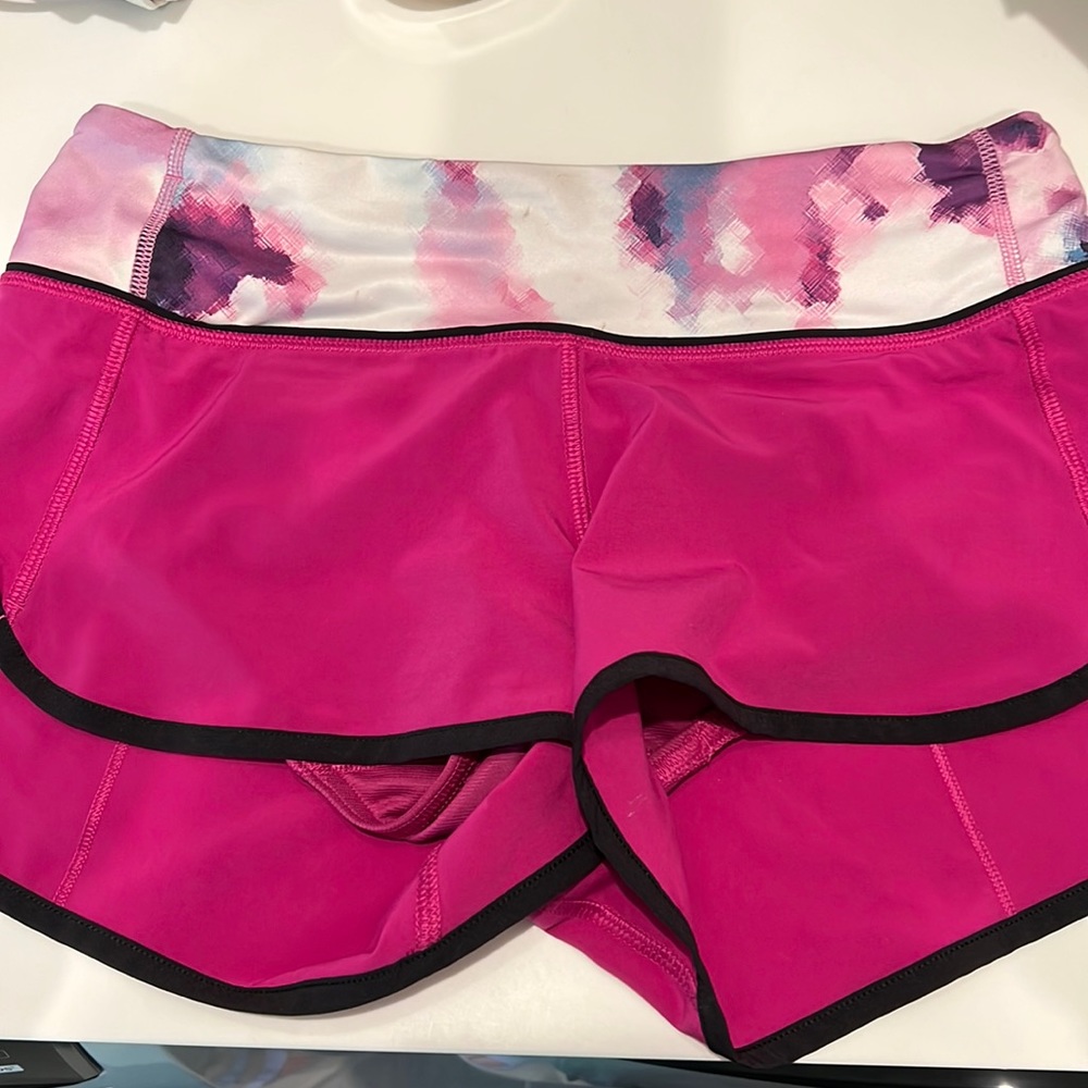 Lululemon Speed Up 4” Shorts Size 4